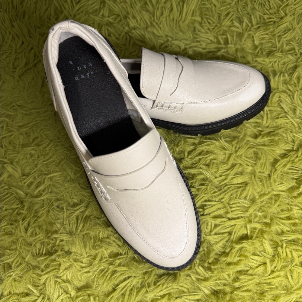 A New Day Women’s White Loafers